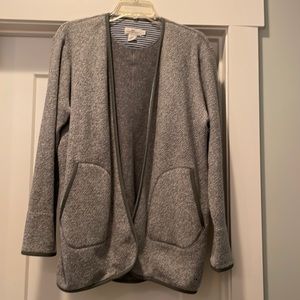 Very nice vineyard vines jacket